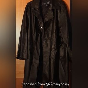 Black Venezia  genuine leather black long coat Size 26/ 28